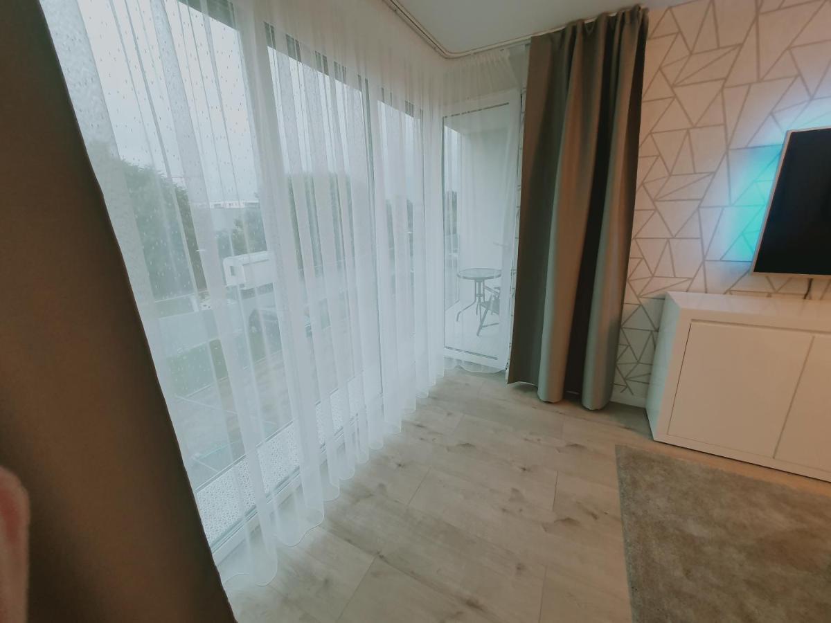 4 Perly Apartamenty Kolobrzeg Exterior photo
